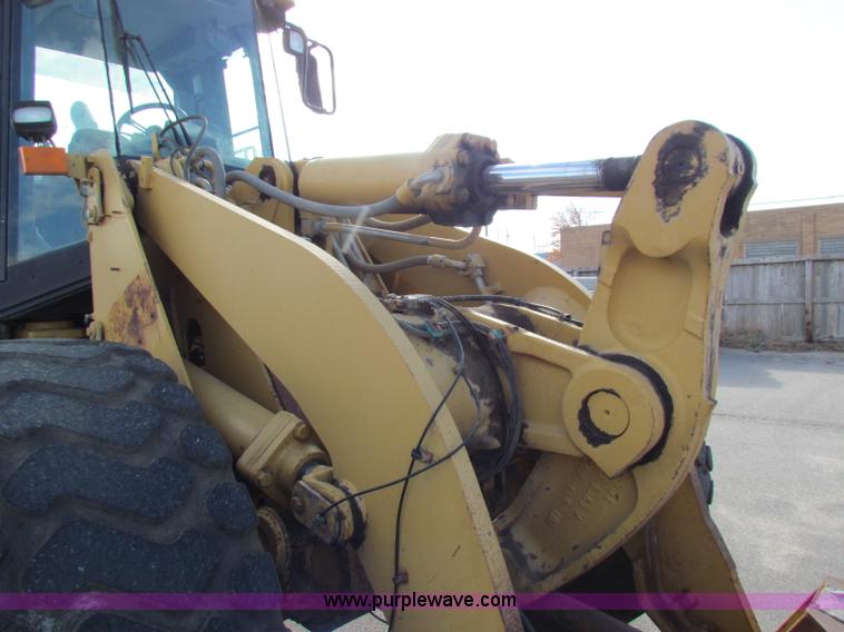 image for item E8169 1999 Caterpillar 950G wheel loader