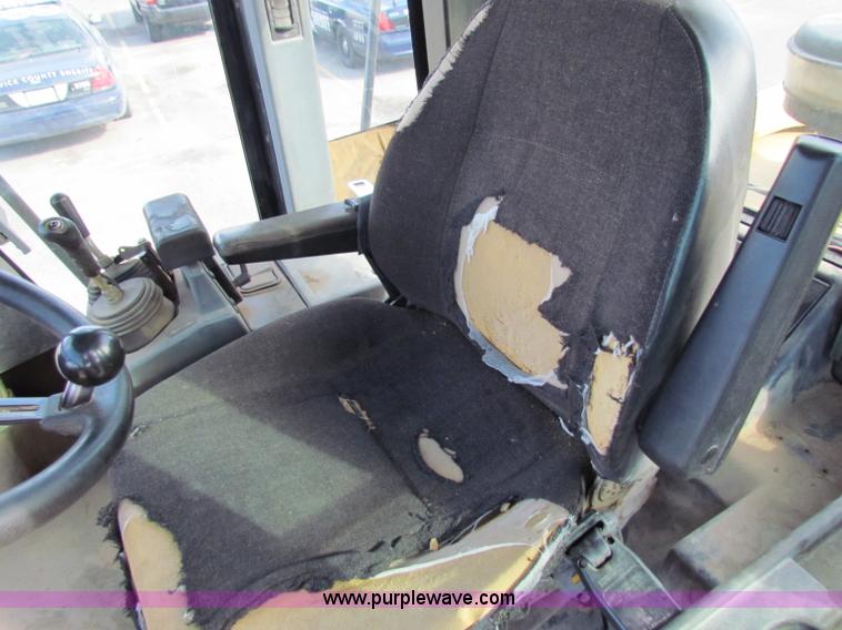 image for item E8169 1999 Caterpillar 950G wheel loader