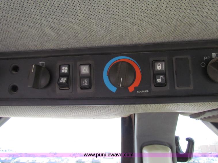 image for item E8169 1999 Caterpillar 950G wheel loader