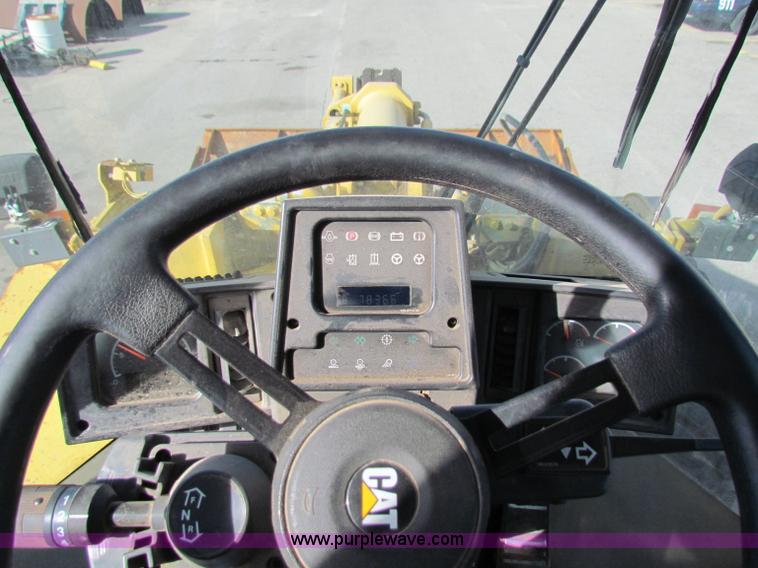 image for item E8169 1999 Caterpillar 950G wheel loader