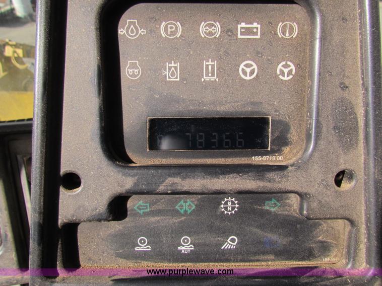 image for item E8169 1999 Caterpillar 950G wheel loader