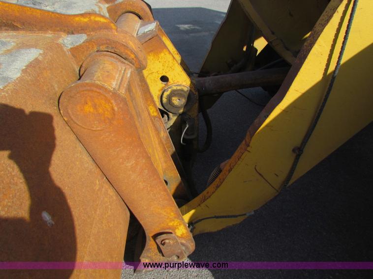 image for item E8169 1999 Caterpillar 950G wheel loader