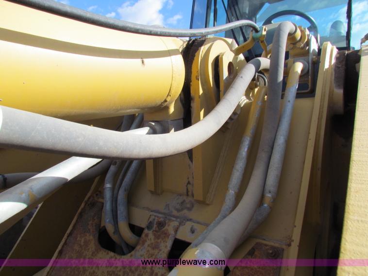 image for item E8169 1999 Caterpillar 950G wheel loader