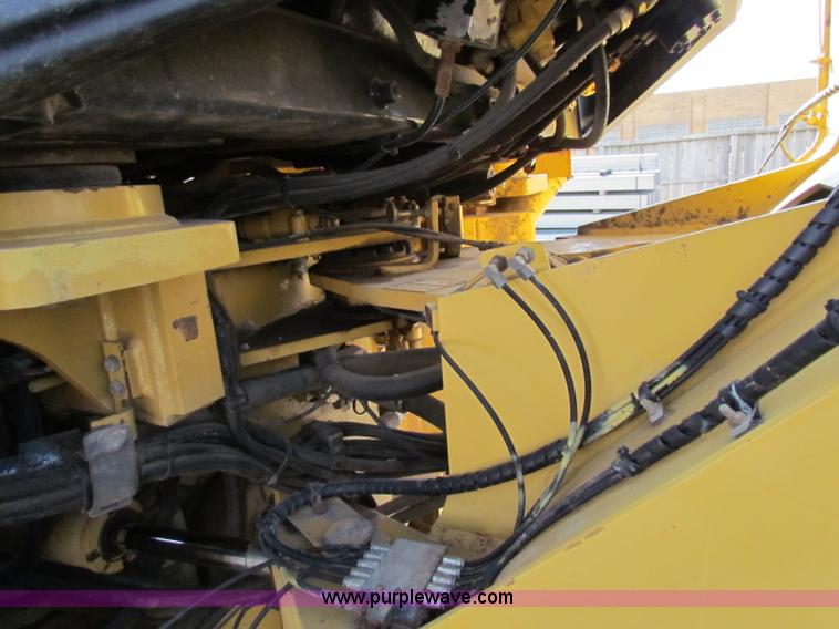 image for item E8169 1999 Caterpillar 950G wheel loader