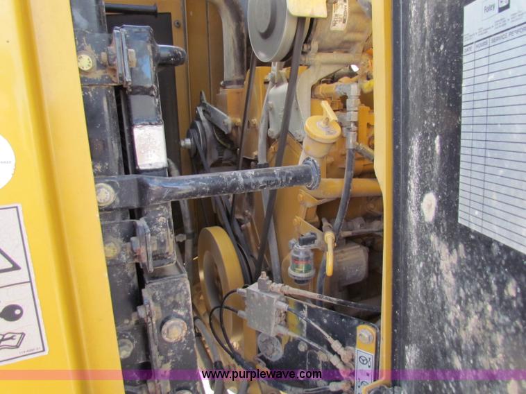 image for item E8169 1999 Caterpillar 950G wheel loader