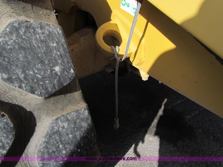 image for item E8169 1999 Caterpillar 950G wheel loader