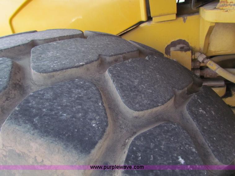 image for item E8169 1999 Caterpillar 950G wheel loader