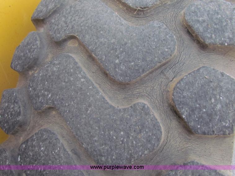 image for item E8169 1999 Caterpillar 950G wheel loader