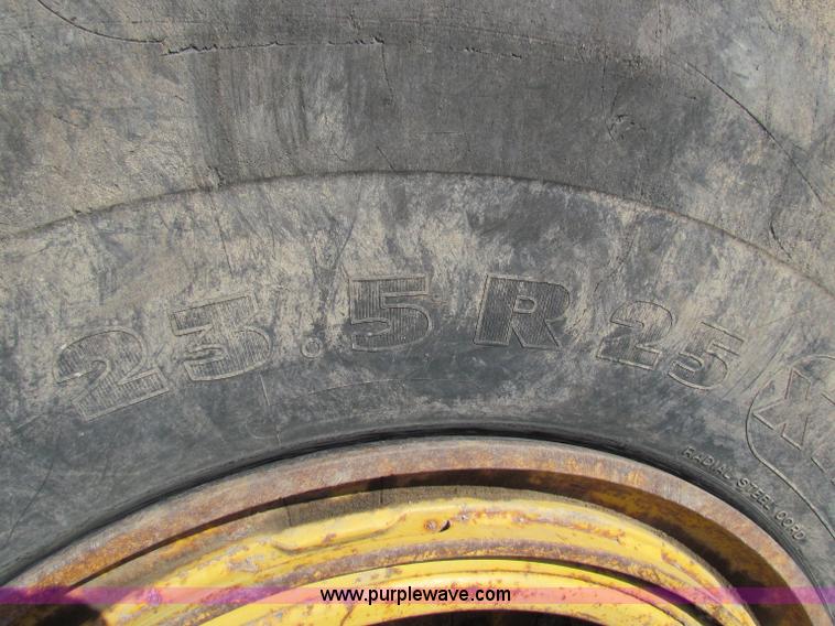 image for item E8169 1999 Caterpillar 950G wheel loader