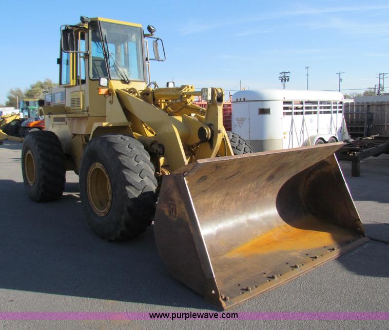 image for item E8172 1993 Caterpillar 936F articulated wheel loader