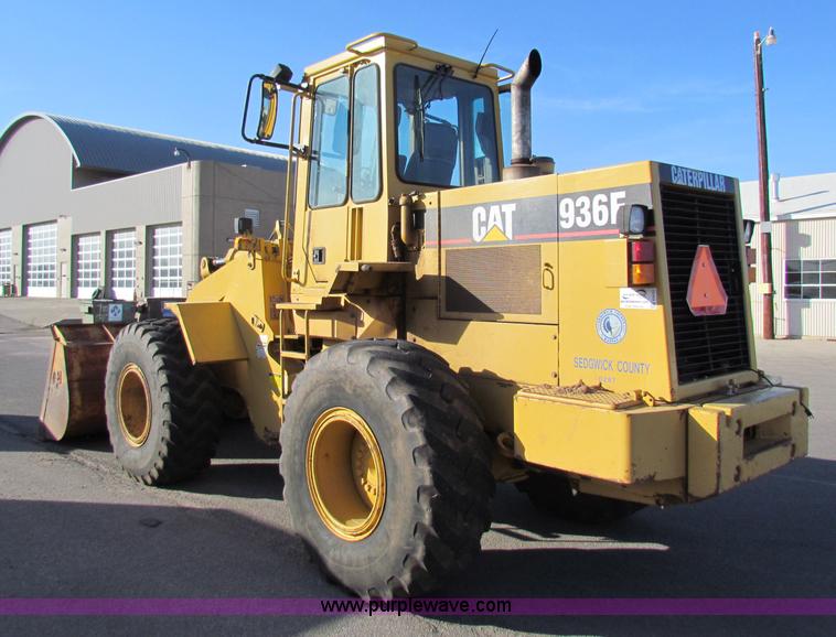 image for item E8172 1993 Caterpillar 936F articulated wheel loader