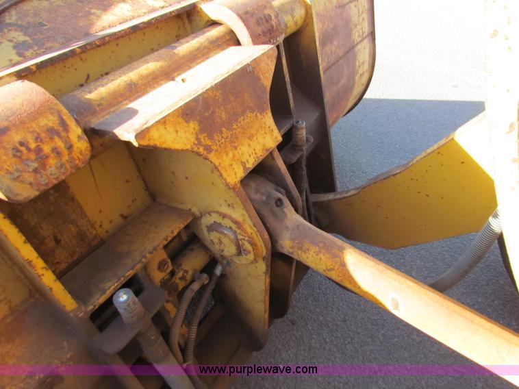 image for item E8172 1993 Caterpillar 936F articulated wheel loader