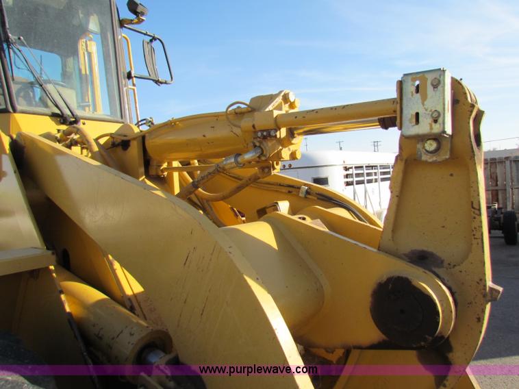 image for item E8172 1993 Caterpillar 936F articulated wheel loader