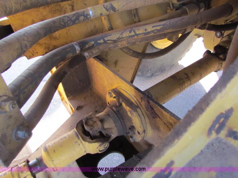 image for item E8172 1993 Caterpillar 936F articulated wheel loader