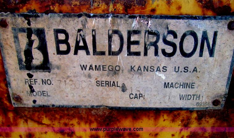 image for item E8172 1993 Caterpillar 936F articulated wheel loader