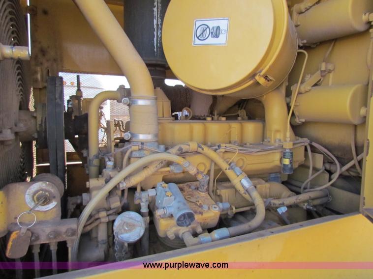 image for item E8172 1993 Caterpillar 936F articulated wheel loader