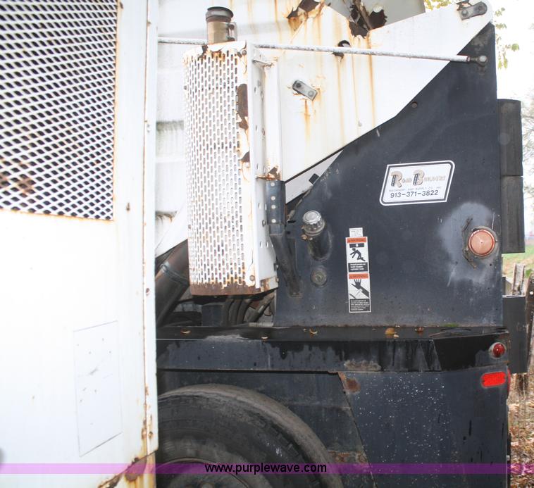 image for item F2509 1995 Johnston V4000 SP street sweeper