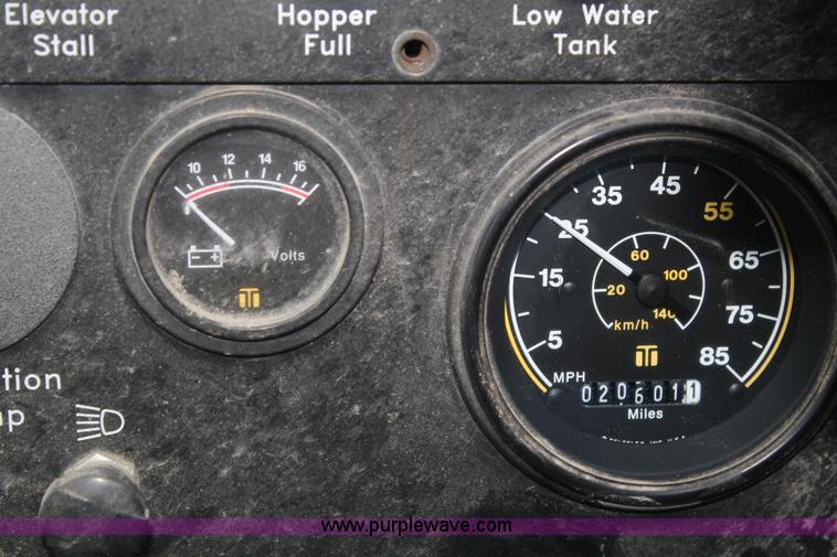 image for item F2509 1995 Johnston V4000 SP street sweeper