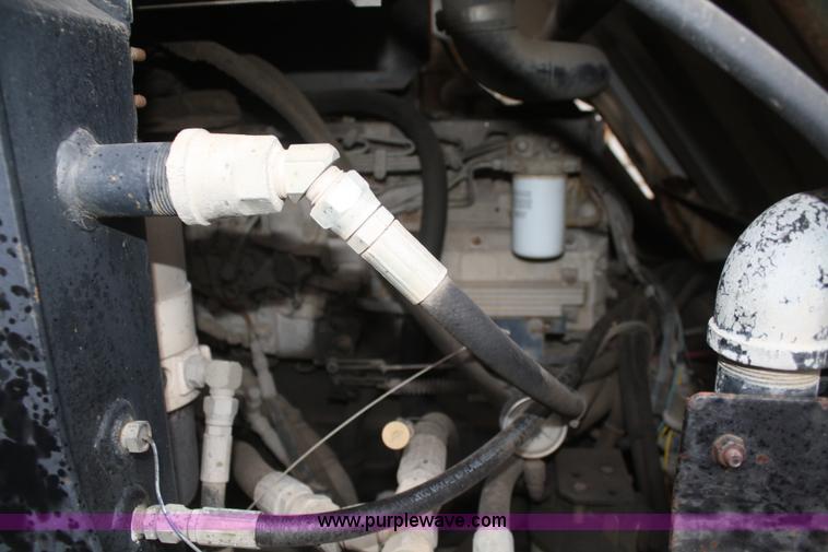 image for item F2509 1995 Johnston V4000 SP street sweeper