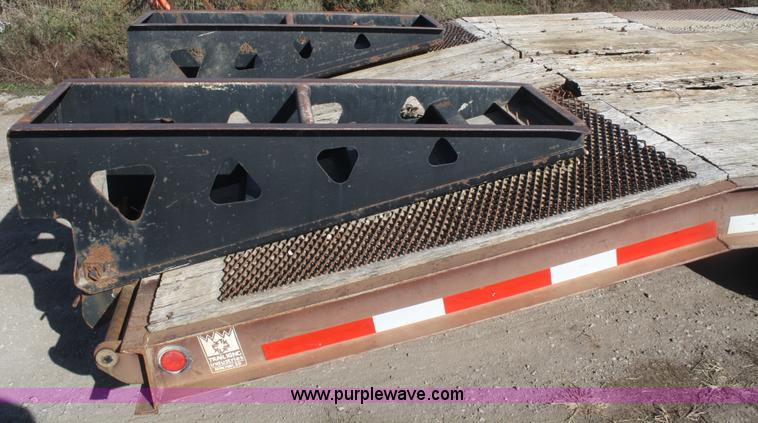 image for item F2706 1998 Trail King TK40LP-260 flatbed trailer