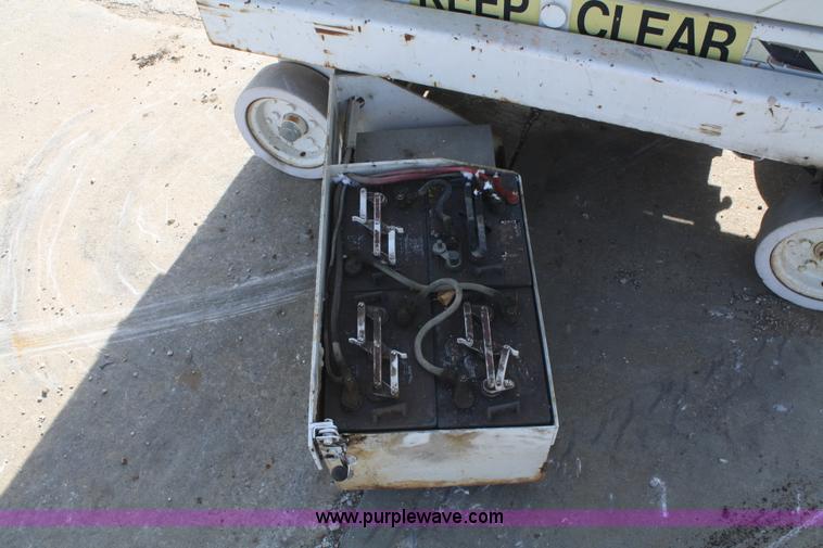 image for item F2715 1994 Skyjack M3015 electric scissor lift