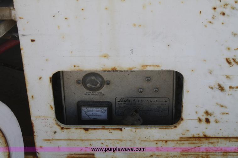 image for item F2715 1994 Skyjack M3015 electric scissor lift