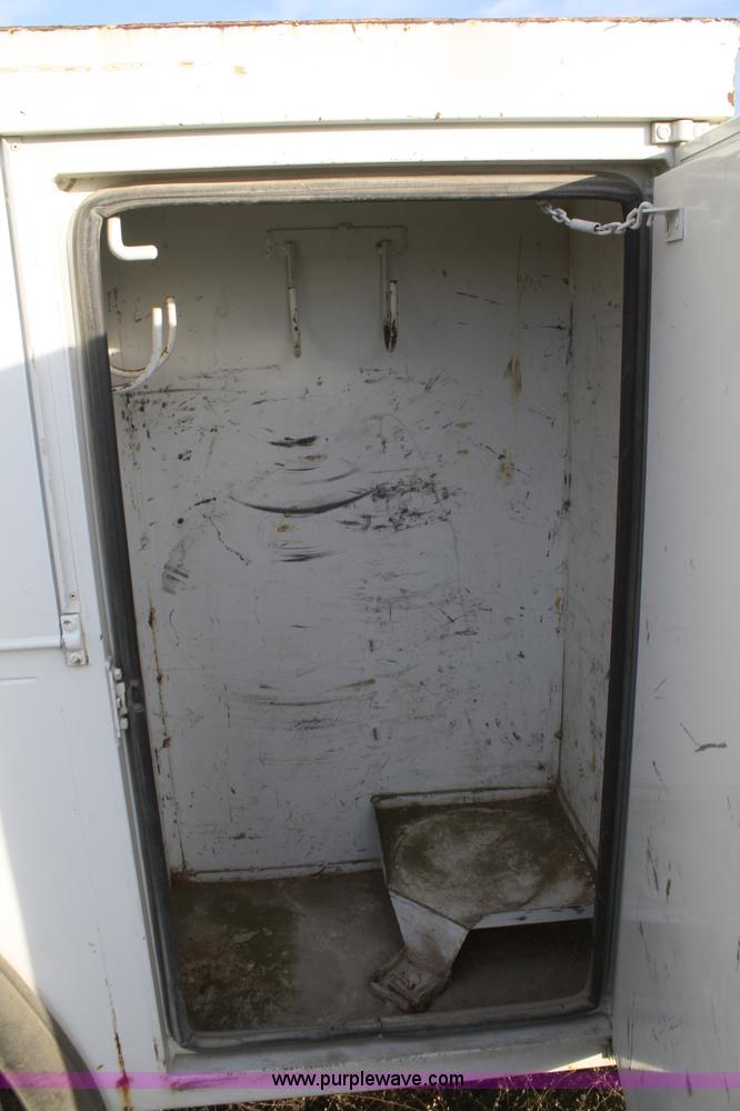 image for item F2738 2001 International 4700 digger derrick truck