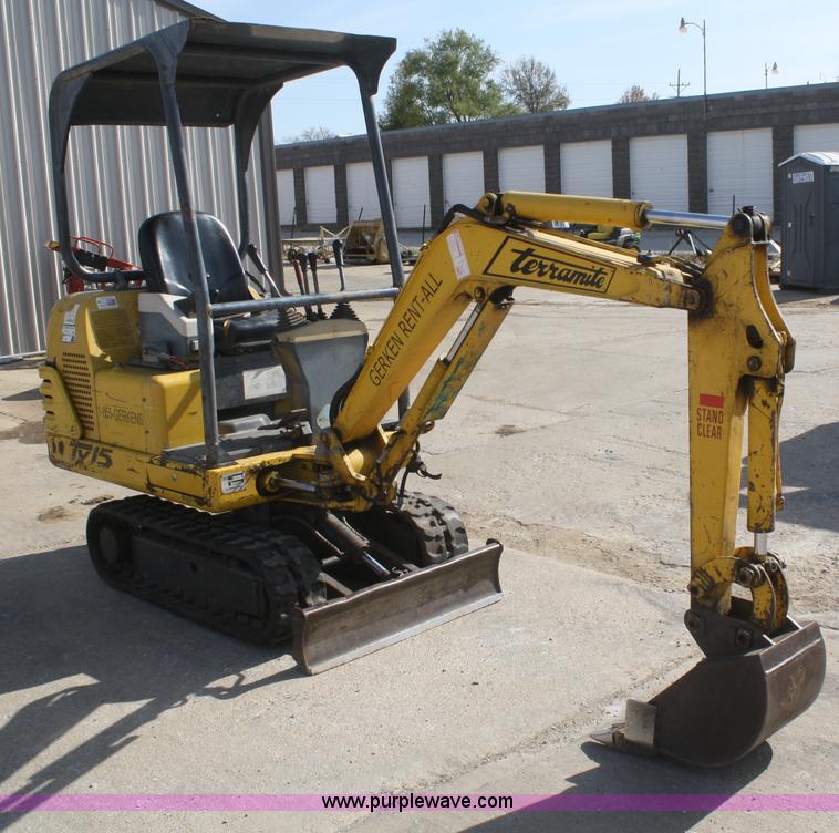 image for item F2741 IHI TX15 mini excavator