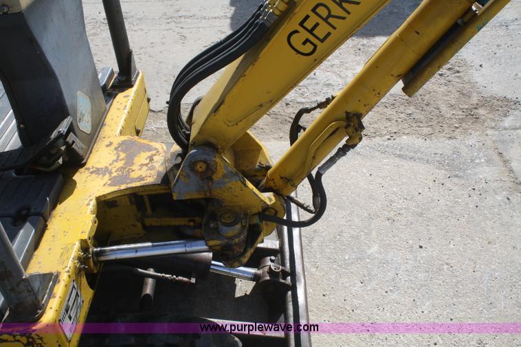image for item F2741 IHI TX15 mini excavator