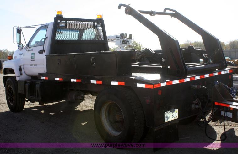 image for item F2745 1991 Chevrolet Kodiak flatbed truck