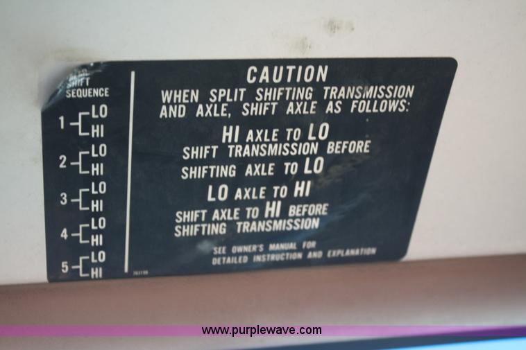 image for item F2745 1991 Chevrolet Kodiak flatbed truck