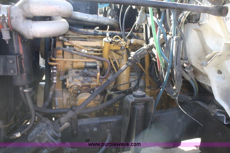 image for item F2745 1991 Chevrolet Kodiak flatbed truck