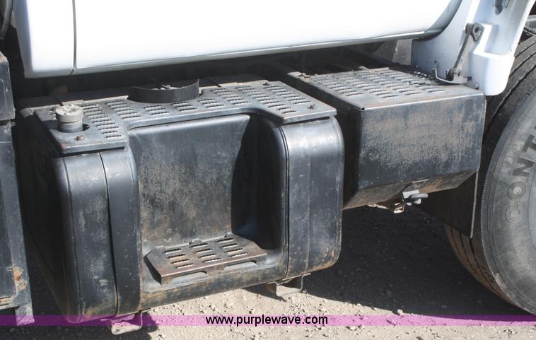 image for item F2745 1991 Chevrolet Kodiak flatbed truck