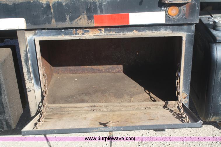 image for item F2745 1991 Chevrolet Kodiak flatbed truck