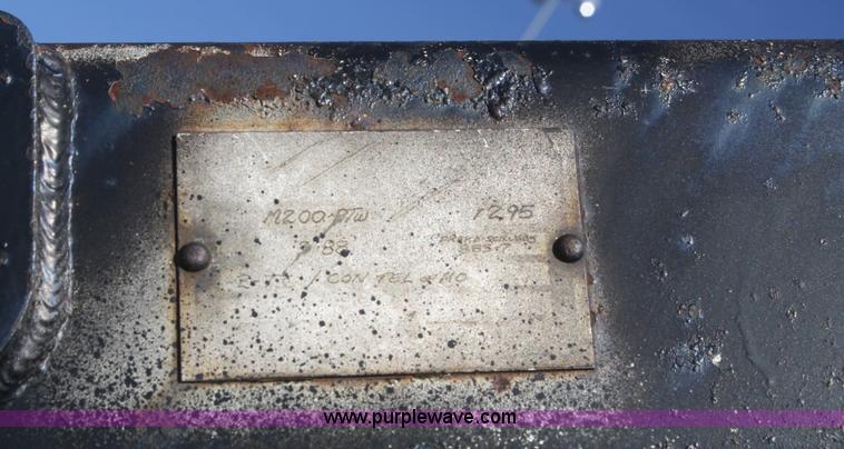 image for item F2745 1991 Chevrolet Kodiak flatbed truck