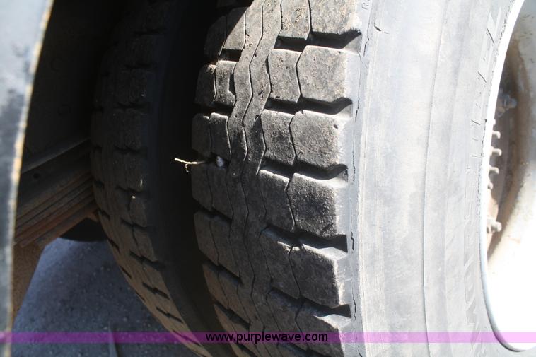 image for item F2745 1991 Chevrolet Kodiak flatbed truck