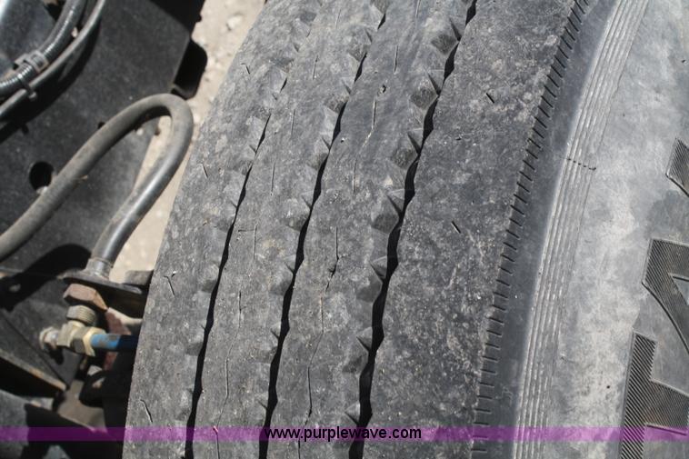 image for item F2745 1991 Chevrolet Kodiak flatbed truck