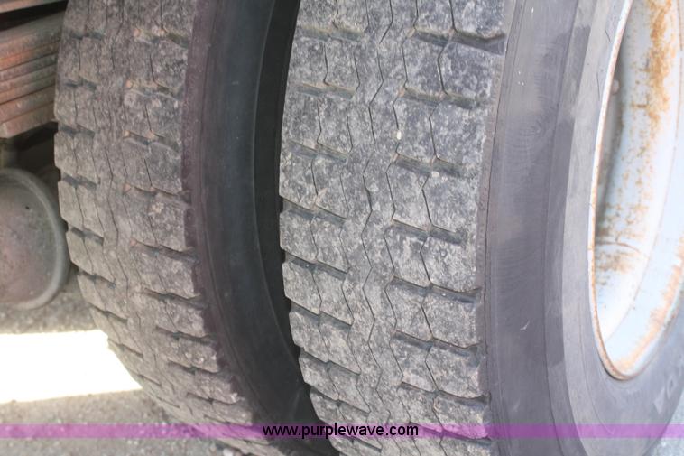 image for item F2745 1991 Chevrolet Kodiak flatbed truck