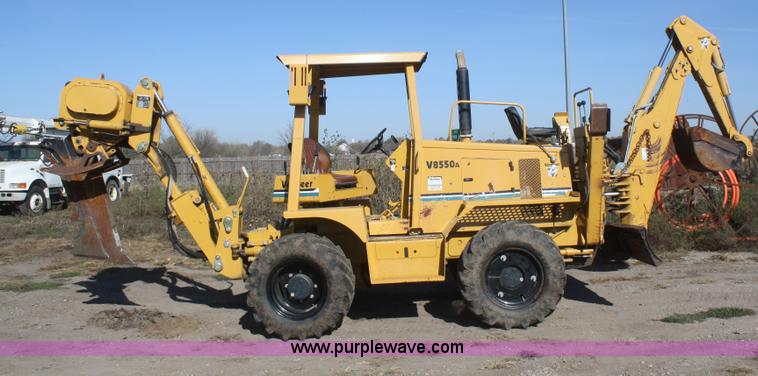 image for item F2747 Vermeer V8550A cable plow