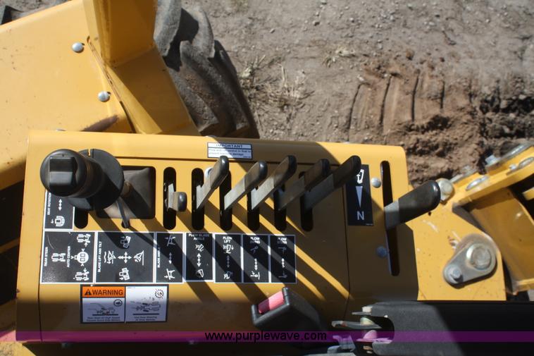 image for item F2747 Vermeer V8550A cable plow