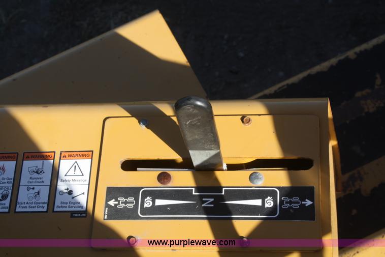 image for item F2747 Vermeer V8550A cable plow