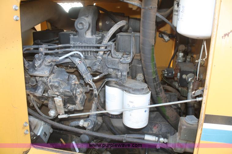 image for item F2747 Vermeer V8550A cable plow