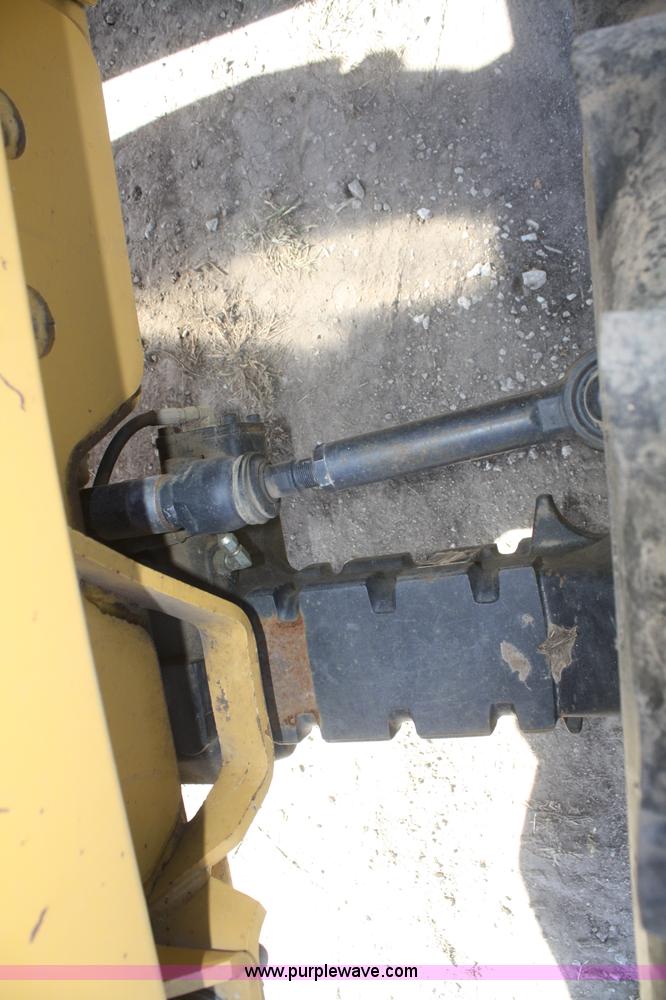 image for item F2747 Vermeer V8550A cable plow