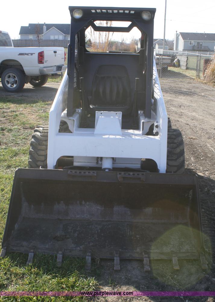 image for item F2757 1992 Bobcat 743B skid steer