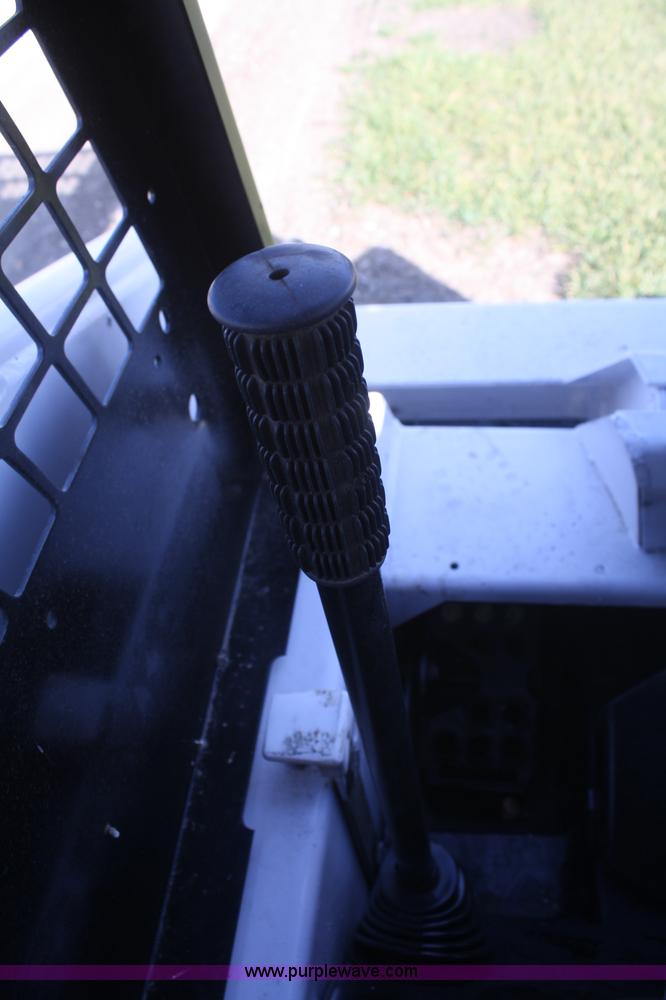 image for item F2757 1992 Bobcat 743B skid steer