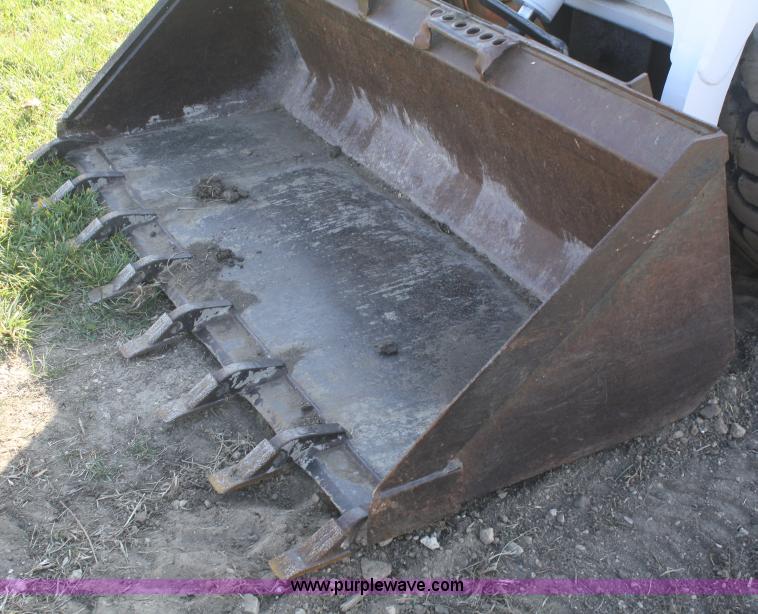 image for item F2757 1992 Bobcat 743B skid steer