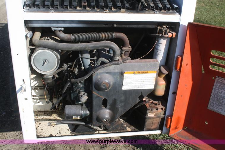 image for item F2757 1992 Bobcat 743B skid steer