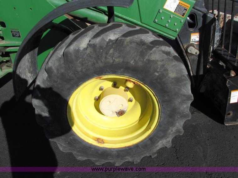 image for item F4013 2004 John Deere 3800  articulated telehandler