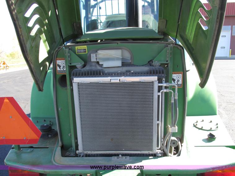 image for item F4013 2004 John Deere 3800  articulated telehandler