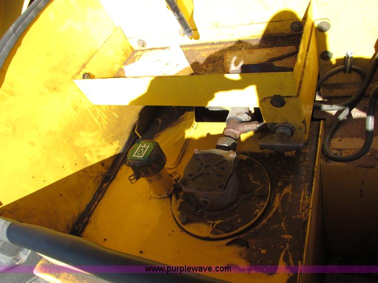 image for item F4015 2002 New Holland LM430 ATPTMC telehandler